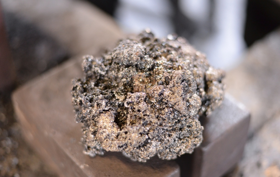 Pavel Bolf tamahagane v Japonsku