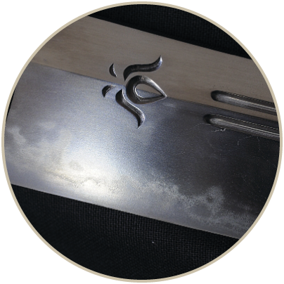 Pavel Bolf - vyřezávání znaků