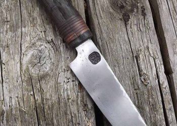 Pavel Bolf - nože z překládané oceli a oceli oroshigane 