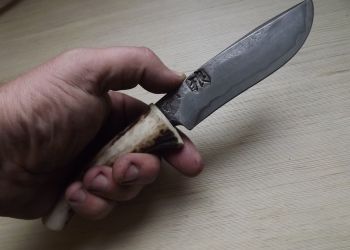 Pavel Bolf - nože z překládané oceli a oceli oroshigane 