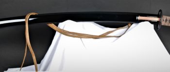 Pavel Bolf - Tachi ve stylu období Kamakura v uchigatana koshirae