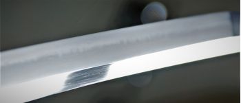 Pavel Bolf - Katana v základní nezdobené soupravě v Tenshó stylu, detail čepele