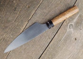 Pavel Bolf - nože z překládané oceli a oceli oroshigane 