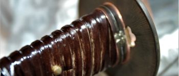 Pavel Bolf - Katana ve stylu období Nambokucho. Fuchi.