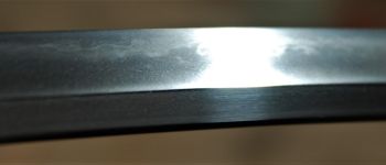 Pavel Bolf - Katana ve stylu období Nambokucho. Detail čepele.