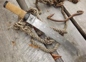 Pavel Bolf - nůž z damaškové oceli