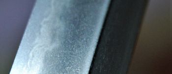Pavel Bolf - Katana ve stylu období Nambokucho. Detail čepele.