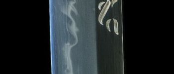 Pavel Bolf - Kontrastní zobrazení čepele Tanto Osoraku zukuri, Ichimonji, rytý znak