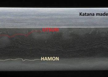 Blade katana, suguha hamon with midare utsuri, on the border of which there are clusters of particles nie